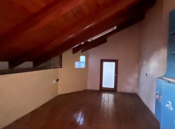 Venta | Permuta - Casa de 3 Dorm. - Barrio Las Heras, Rosario. - 2