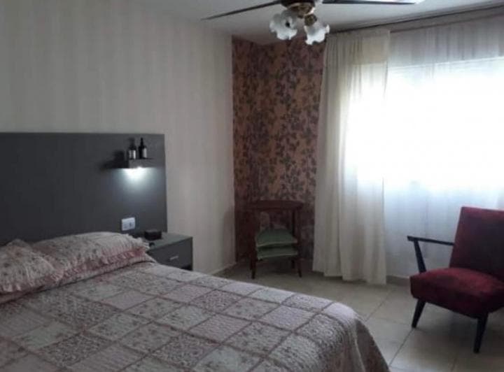 Casa 3 Dorm. con Cochera Barrio Lamadrid - 4