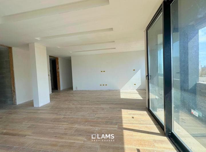 Venta - Piso 4 Ambientes - Linehouse - 2