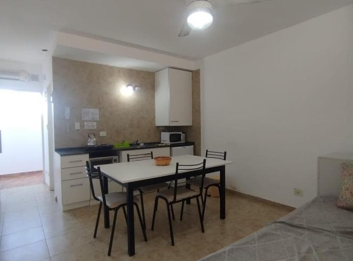 Alquiler Monoambiente Calle 16 y 19 Miramar - 2