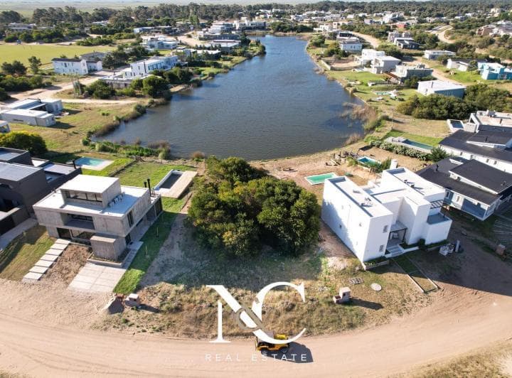 Lote en Venta en Costa Esmeralda a La Laguna - 2