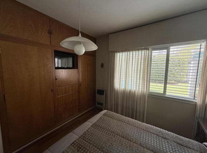 Venta Casa 3 Dorm. con Pileta Tejas Sur - 5