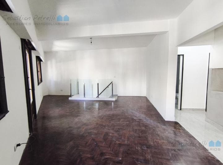 Venta Departamento 3 Ambientes Reciclado a Nuevo con Quincho, Parrilla y Terraza en Villa Sarmiento - 5