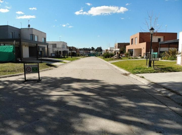 Terreno Lote en Venta en Pilar del Este - 2