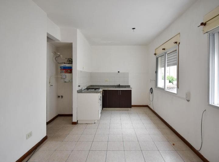Departamento en Venta 1 Dormitorio Echesortu - 2