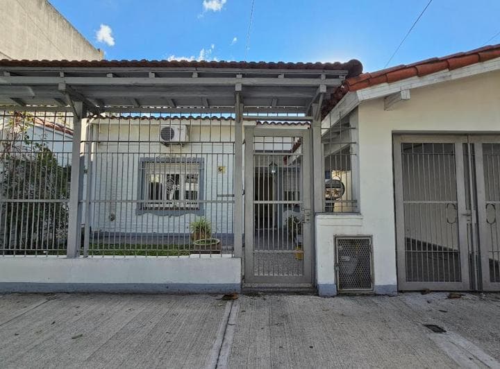 Venta Chalet 3 Ambientes en Castelar Sur Apto Credito - 2