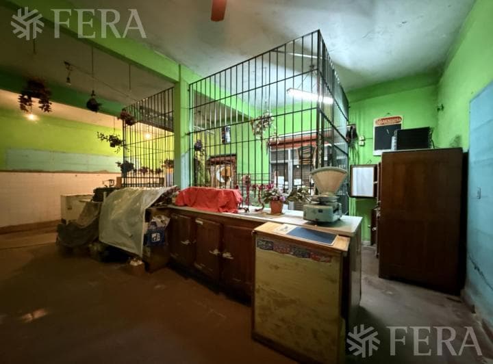 Venta Casa 4 Ambientes con Local y Patio en San Francisco Solano - 3