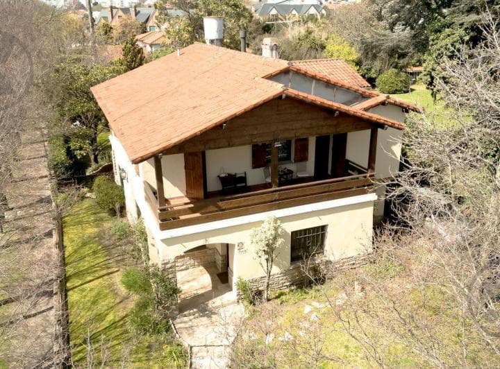 Importante | Chalet | en Barrio Los Troncos - 4
