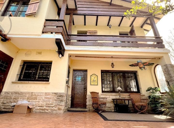Importante | Chalet | en Barrio Los Troncos - 5