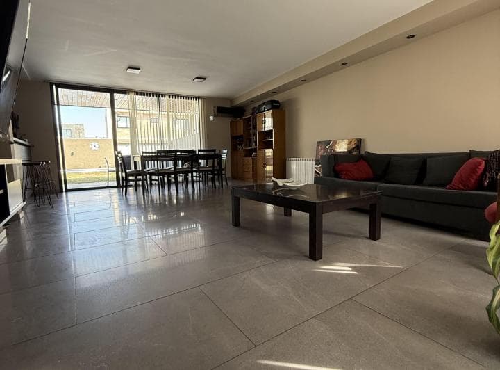 Casa en Venta Manantiales 1 Premium 3dor + Escrit Pileta Gran Patio 230cub 286terr - 3