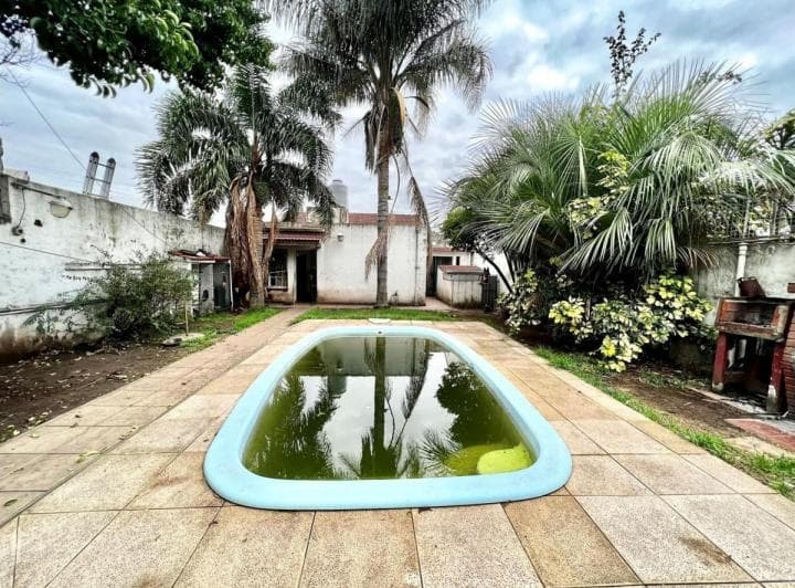 Casa con Piscina, Quincho y Amplio Lote – Venta Directa y Apto Crédito - 3