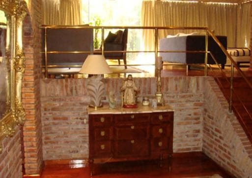Casa en Venta en Barrio Parque. 500 m² Cub 300 m² de Jardín. Pileta. 7 Dorm, Garage Para 5 Autos. - 3