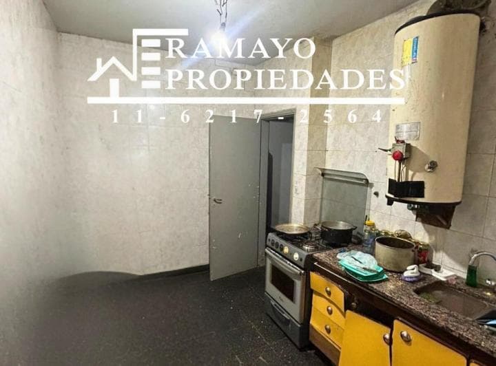 Casa Para 2 Familias, a Refaccionar, 2 Casas, Glew, Venta - 3
