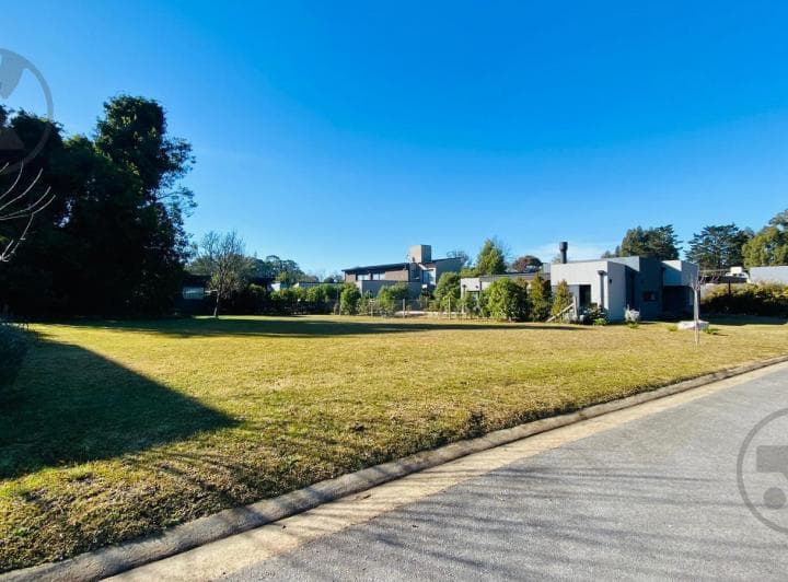 Venta | Lote de 780 m | Barrio Privado Las Prunas - 5