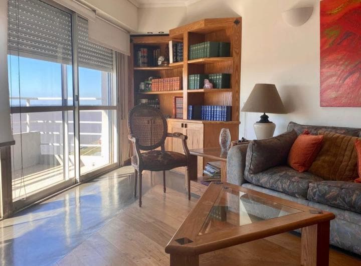 Venta Departamento 3 Dorm. con Vistas Despejadas Al Río Centro Rosario - 2