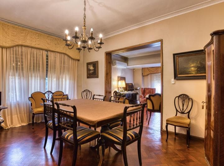 Casa Venta Barrio Fisherton 4 Dorm. Jardin Parrilla Cochera Luminoso - 2