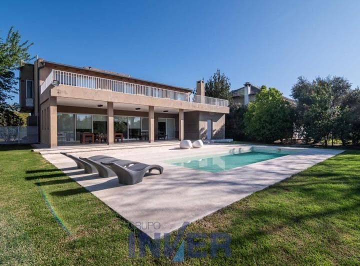 La Santina Exclusiva Casa en Venta Country Zona Sur - 2