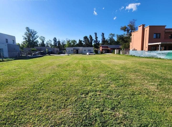 Terreno en Barrio Privado El Ensueño - 3