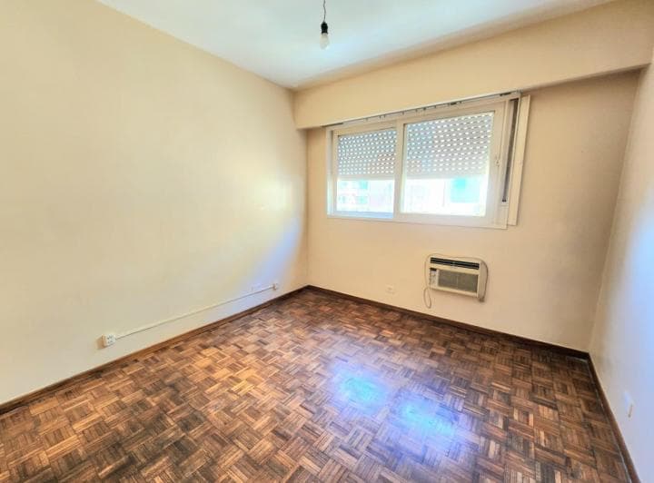 B° Norte - Laprida 642 - Depto. 2 Dorm. - 4