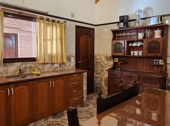 Se Alquila Casa Chalet en Pinamar Norte, Itaca 988 Esquina Penelope, Acepta Jóvenes - 5