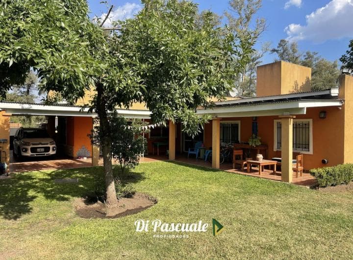 Venta Casa Quinta de 925 m² Sobre Ruben Dario - La Reja Sur - 4