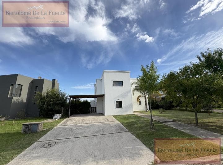 Casa en El Cantón - Puerto - Zona Norte - Escobar - Casa en Venta - a La Laguna - 5