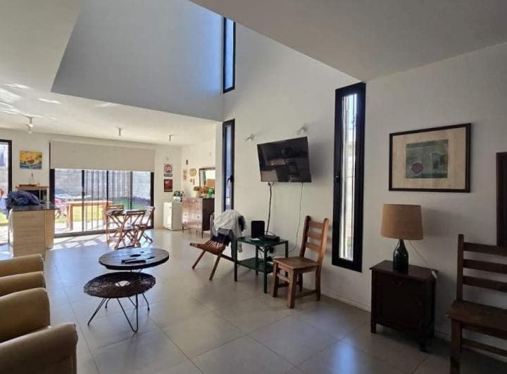 Venta - Dúplex de 3 Dorm. con Gran Pario en B La Salle - 2