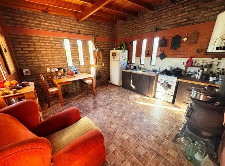 Hermosa Casa con Cabaña en Villa Giardino - Cba - Oportunidad! - 3