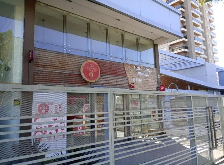 Vendo Local Comercial en Terraforte Sobre Calle La Rioja - 5