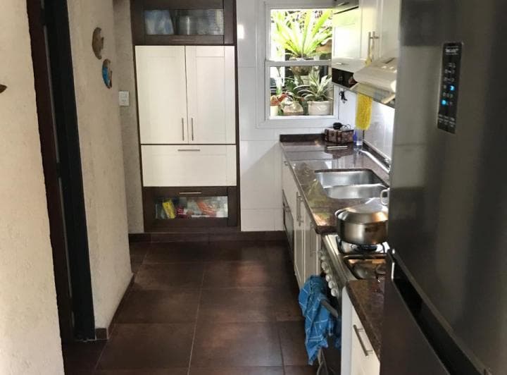 Casa en Venta + Locales Comerciales en Urca - 4