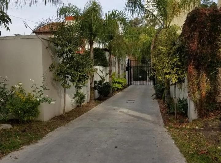 Departamento 4 Ambientes con 2 Cocheras Sum y Pileta Propia Temperley - 2