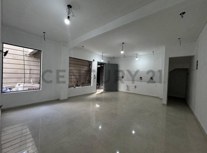 Venta de Departamento 3 Ambientes a Estrenar, Av Belgrano 5669, Wilde. - 2