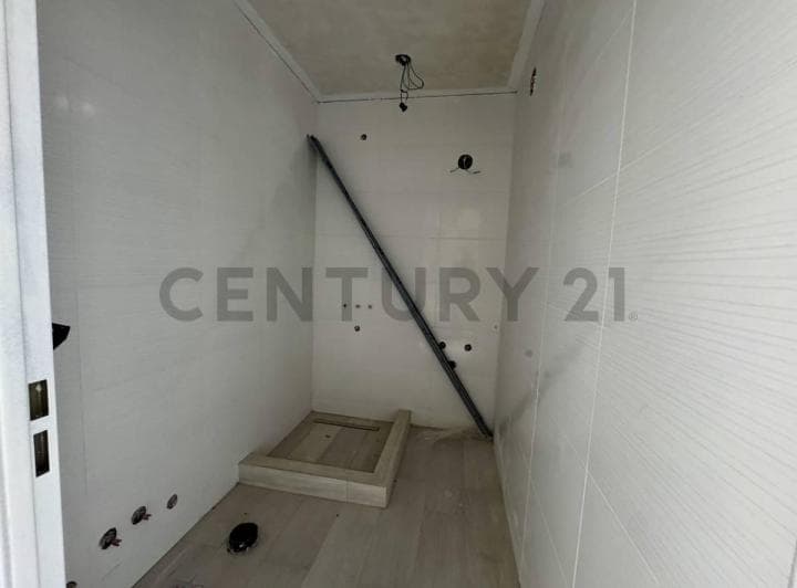 Venta de Dúplex a Estrenar de 2 Ambientes, Av Belgrano 5669, Wilde. - 4