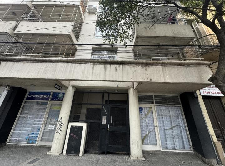 Monoambiente en Venta Refaccionado Zeballos 2027 Frente con Balcon - 4