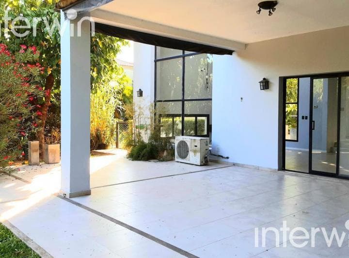 Casa - 6 Ambientes - Villa Olivos - Garín - Venta - 2