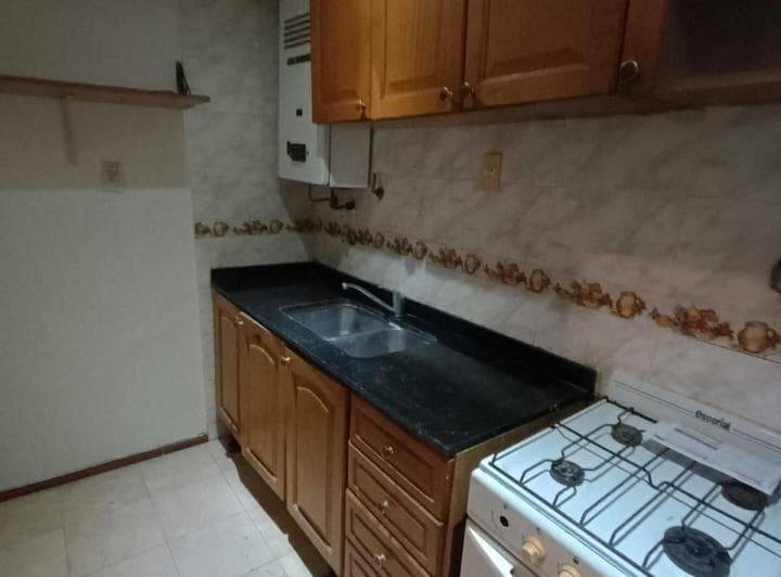 Departamento de 2 Ambientes. con Patio! Amplios Ambientes! - 5