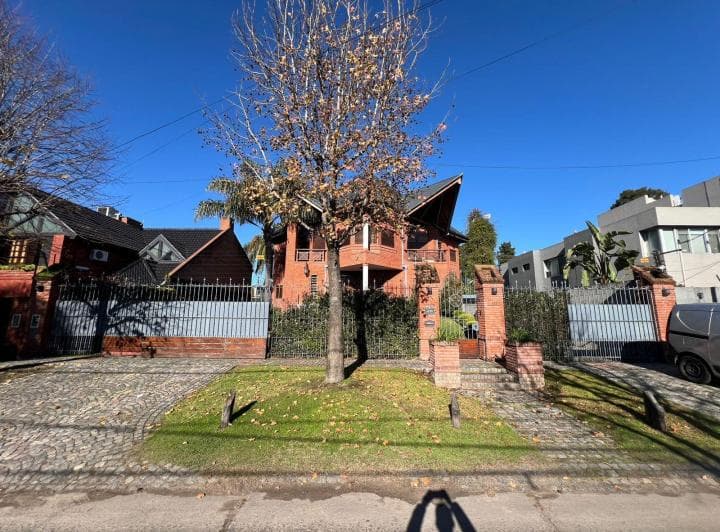 Chalet en Venta en Castelar Norte - 2