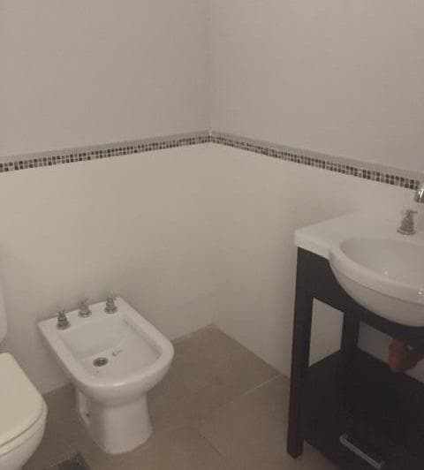 Av Pellegrini 338 - Monoambiente Frente y Piso Alto a La Venta. - 3