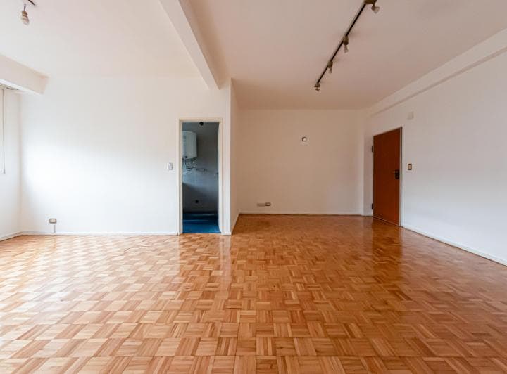 Oportunidad Departamento - 2 Amb - Frente 4° Piso - Congreso Balvanera - 2