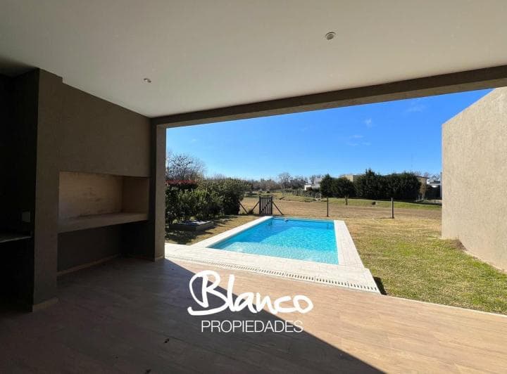 Casa en Venta en Pilar del Este, Santa Elena, Pilar, G. B. a. Zona Norte - 4