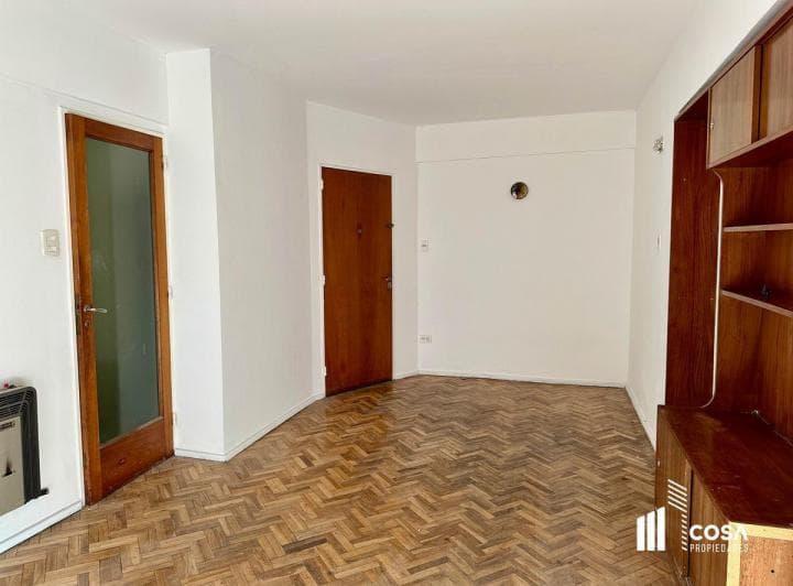 Venta Departamento 3 Dorm. con Cochera Centro Rosario - 2