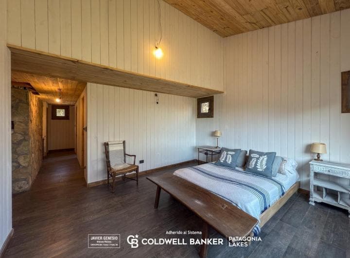 Venta Casa Principal y Casa Accesoria Lote 6700 m² B° Vallescondido San Martin de Los Andes - 5