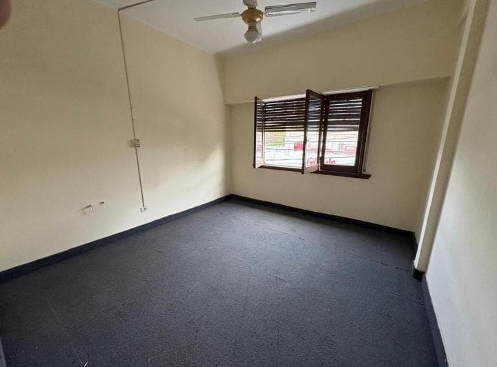 Oficina/departamento/, Tres Ambientes, en Venta. Merlo. - 2