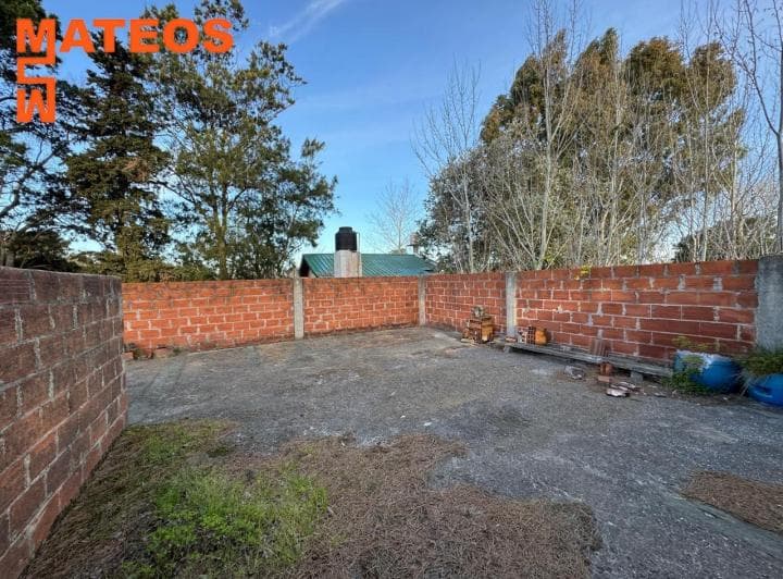 Venta Casa Independiente Sobre Av 58 en Mar del Tuyu 58 N°754 - 4