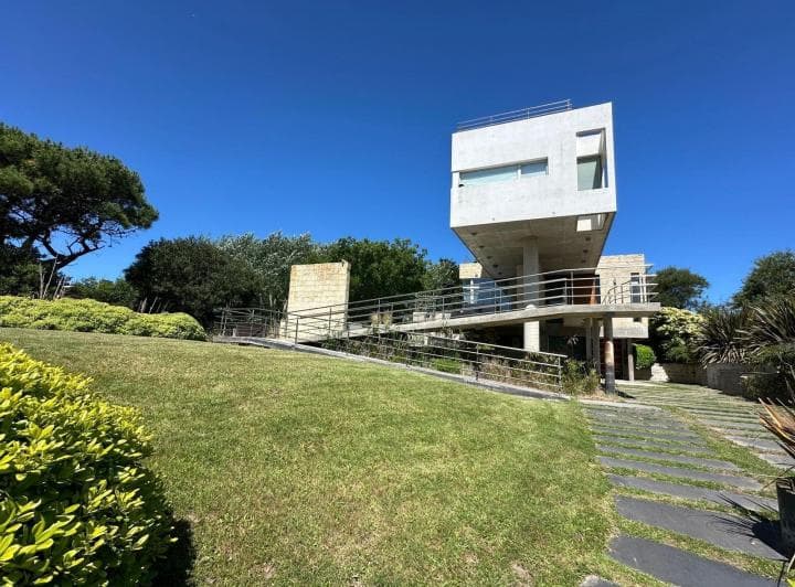 Casa Avutarda 658 E/ Mimbre y Nogal - 3