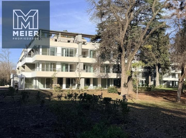 Departamento en Venta a Estrenar 3 Ambientes con Cochera y Balcón en Bosque Pilar - 2