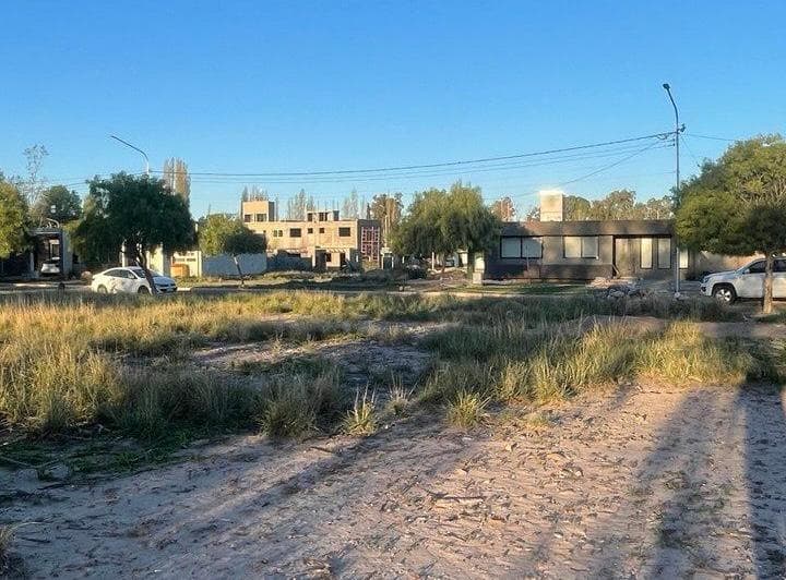 Venta Lote 354 m² | Barrio Lamadrid, Luján de Cuyo - Apto PH - 2