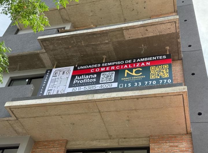Departamento en Venta de 2 Ambientes en Quilmes Oeste - 2