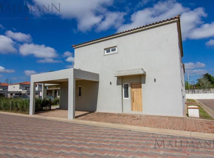 Casa Duplex 4 Ambientes en Venta a Estrenar en Chic Village Km 47 - 3