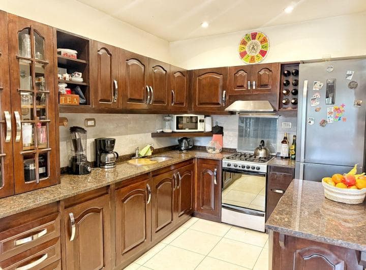 223 - Casa 3 4 Dorm. + Dpto - 4
